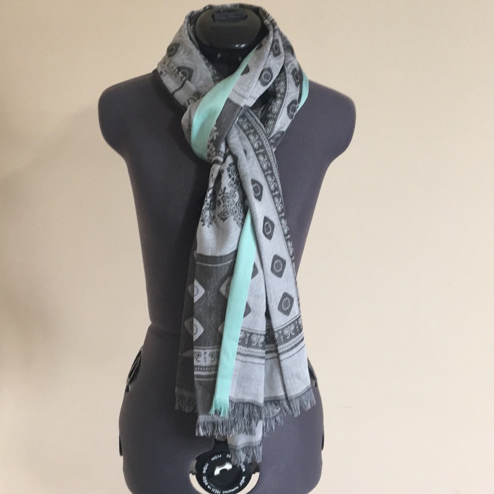 Scarf